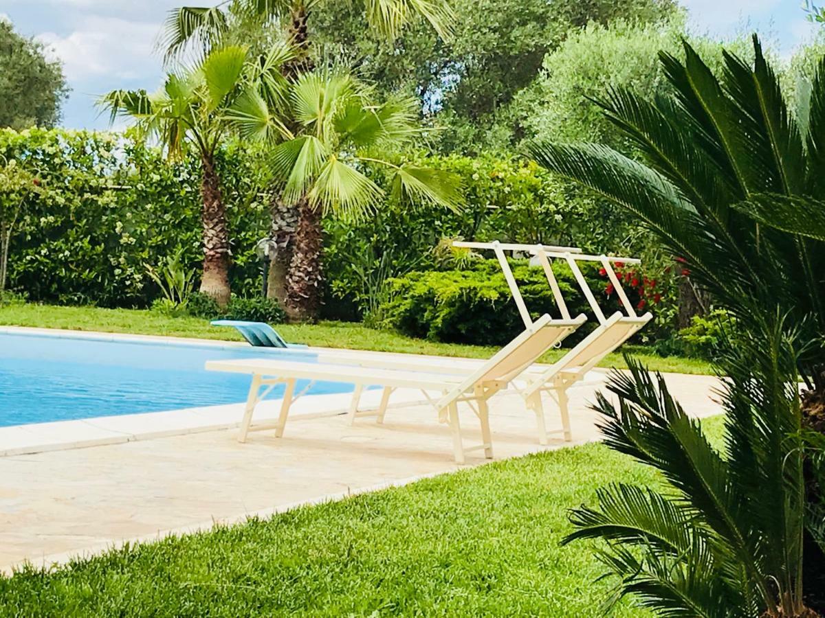 Villa Anita San Michele Salentino Eksteriør billede
